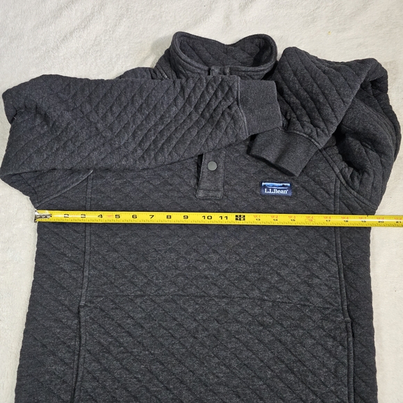 L.L. Bean Black Quilted Pullover - Picture 8 of 9